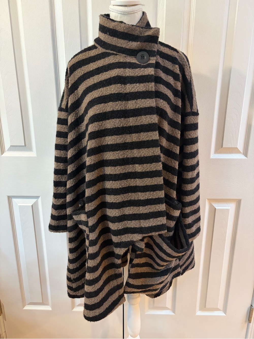 Alembika Black and Brown Wool Asymmetrical Cardigan Size S